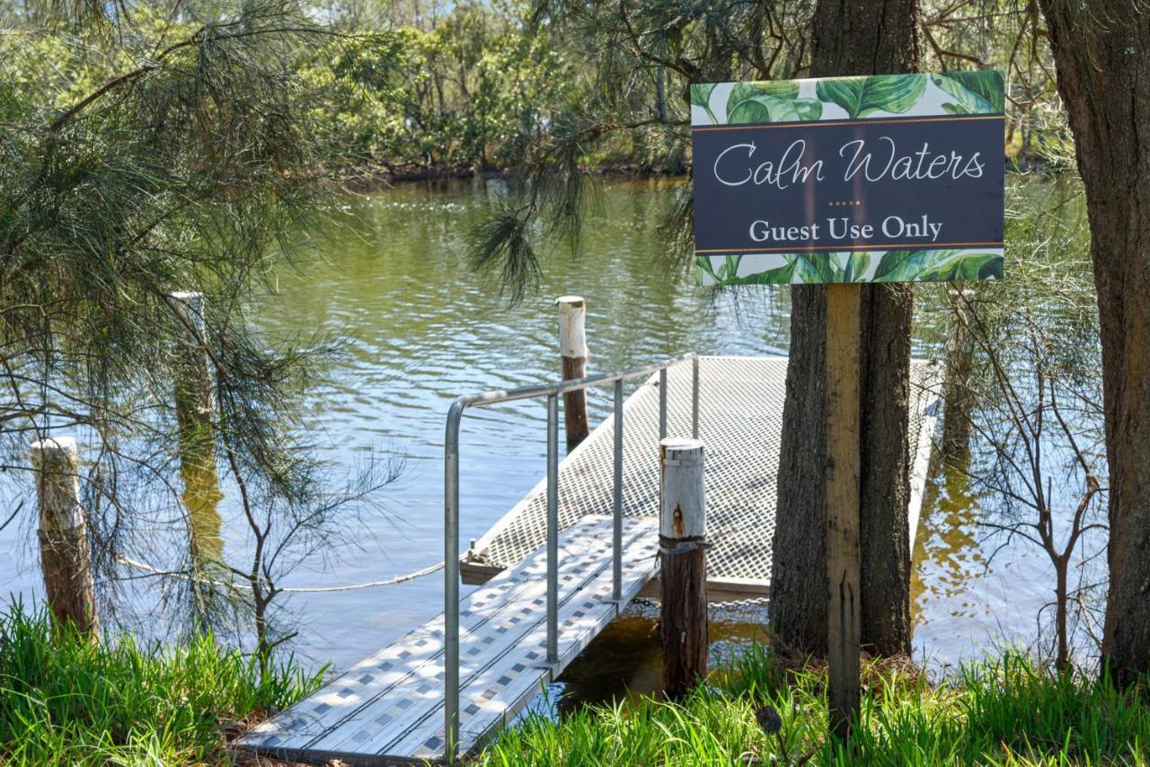 Calm Waters Waterfront Cottages Сассекс-Инлет Экстерьер фото